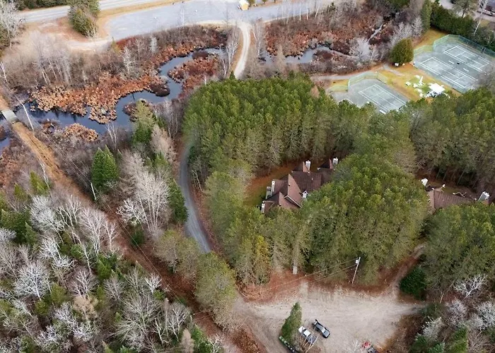 Le Champetre Tremblant 2Bdrs Condo W Fireplace Mont-Tremblant